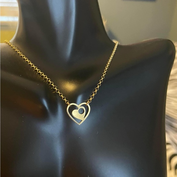 18karat Real Gold Centered Necklace 18